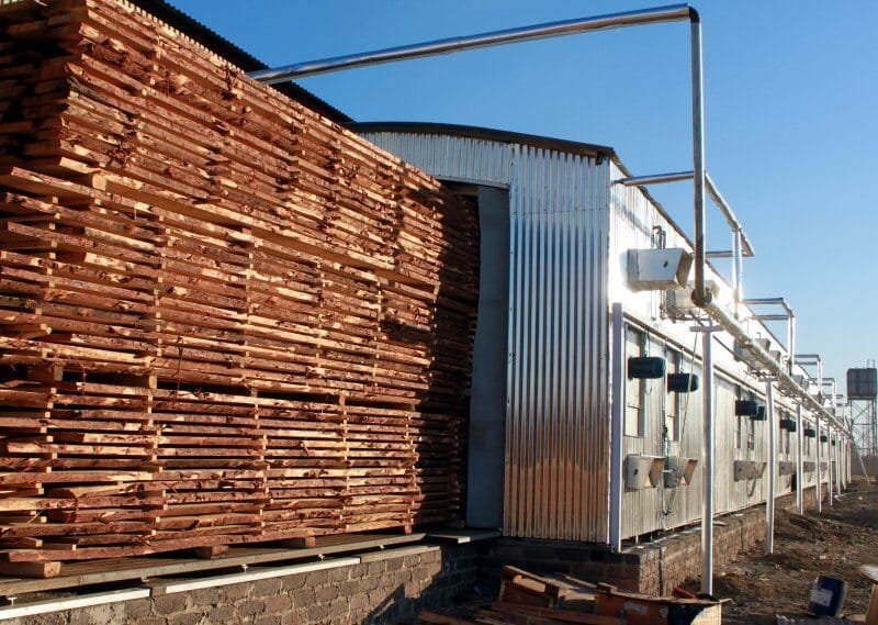 Secagem da madeira em estufa Secagem da madeira em estufa